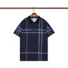 2023 Navidad para hombre Polos Top Tee Camisetas de manga corta múltiples colores bordado Hommes Classic Business Casual Algodón transpirable