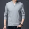 T-shirt da uomo Taglie forti Scollo a V Comodo Casual Quattro stagioni Abbigliamento reale T-shirt larghe in puro cotone Bottone singolo Uomo Cinque colori Maturo