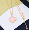 Designer Necklace Clover Fashion Pendant Necklace Wedding Party Jewelry High Quality Jewelry003