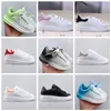 2023 Unisex verkopende designer kinderschoenen Dream Blue buitenmaatse sneaker met enkele riem Rubberen zool Zacht kalfsleer Vetersneakers Sportschoenen 26-35