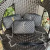 Designers Crossbody Bag Womens Luxurys Handväskor Purse Högkvalitativ svart mode äkta läderkopplingskedja lammskinn axelkorsar kroppspåsar