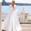 Vestido de noiva de cetim simples Mulheres brancas marfim mangas compridas praia praia decote em V-line prega backless vestido de noiva 2023 vestidos noiva robe de mariee