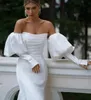 Modern Mermaid Wedding Dress 2024 Stropplösa veck Kort avtagbara puffiga ärmar Satin Formell brudklänning Vestidos de Novia Rode de Mariee