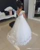 女の子のドレスは、結婚式のプリーツフリルのための白いレースの花の女の子の最初の聖体拝領特別機会ガウン