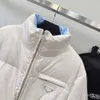 Prrra Designer Brand Piumini da donna Parka Classico da donna Classico Moda Giacca con cappuccio Cappotti lunghi Giacca Tessuto di alta qualità Capispalla invernale caldo Piumino