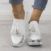 Klänningskor Nya 2023 Spring and Autumn Fashion Women's Silver Platform Shoes Women's Slide on Swing Women's Flat Bottom Women's Shoes T231117