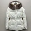 Luxury Winter Hooded Puffer Jackets Parkas Slim Embroidered Badge With Hat Päls krage Förtjockad för värme och Slim Fit Puffer Jacket