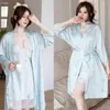 Vêtements de nuit pour femmes Robes de printemps ensemble pour les femmes mignon imprimé dessin animé Kimono Robe Robe Sexy dentelle garniture chemise de nuit rayonne maison robe Lingerie intime