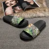 Designer Slides Mulheres KD Sapato Sandália Espuma Runner Slipper Mens Flip Flop Mocassim Quatro Estações Elegantes Clássicos Flores Chinelos Alto Qua GRZ