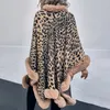 Damskie peleryny damskie kurtki na zimowy lampart faux fur