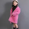 Piumino Autunno Inverno Bambini Cappotto da tosatura delle pecore finte Ragazza per bambini Giacca spessa casual Ragazza teenager Pelliccia sintetica Capispalla calda V40 231117