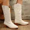 Bottes Nouveau 2024 bottes de cowboy brodées pour femmes genou haut moyen sans lacet talon épais bout pointu rétro Western Cowgirl Botas Mujer T231117