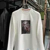 Męskie koszulki designerskie jesień i zimowe nowe okrągłe szyi drukowane bawełniane t-shirt z długim rękawem Koreańska wersja modna trend odzież młodzieżowa przystojna top koszula k0vh