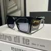 CH8423 Sonnenbrille für Männer Designer Sommerfarben Polarisierte Brille Big Breal Schwarz Vintage Übergroße Sonnenbrille von Frauen Männlich