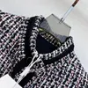 Giacche da donna firmate Giacca di marca firmata Moda autunno inverno di alta qualità Catene cappotto di tweed Cappotto per il tempo libero cardigan compleanno Regalo per la festa della mamma QOB7 2YR7