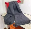 2023 Lucky Luxury V Designer Sciarpa Pashmina Crea un inverno caldo per i designer Moda classica Borsa in cashmere da uomo e da donna Scialle di lana con cappuccio