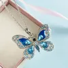 Chaînes Vintage papillon collier pour femmes Zircon couleur forme animale Style européen et américain bijoux pendentif longue chaîne