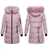 Veste d'hiver Parkas pour femmes 2023 femmes coréennes Parka grand col de fourrure à capuche épais chaud Long femme manteau veste décontractée coton 231117