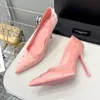 2023 Damesschoenen Dress Shoe Heel Heels Sandalen sneakers feestlaarzen topontwerper hiel ballet luxe rood lederen platte dames werk bruiloft 35-40 hitteshoes met doos -k340