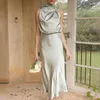 Casual Kleider Frühling Sommer Elegante Frauen aushöhlen langes Kleid Fasahion ärmellose Luxus Satin Frau Party Trend Kleidung