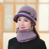 BeanieSkull Caps Hiver Épais Chaud Ajouter Doublé De Fourrure Tricoté Chapeau Écharpe Ensemble Pour Les Femmes Élégantes Mère D'âge Moyen Lapin Seau Cadeau 231117