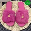 Nouveaux pantoufles de créateurs Wool Lock Slides Sandales Noir Bleu Rose Fuchsia Marron Blanc Luxe Femmes Fourrure Hiver Pantoufle Mode Dames Chaud Sandales Plates Chaussures Eur 35-40