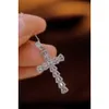 Xiy tendance Non ternissement or jaune diamant naturel délicat petite croix chrétienne pendentif collier pour femme