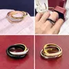 Обручальные кольца Классические стальные трехцветные трехцветные кольца из розового золота для мужчин и женщин Романтическое обручальное кольцо Роскошные ювелирные изделия для пар231118