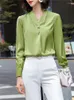 Bluzki damskie Zielona bluzka Kobiety 2023 Wiosna jesienna panie moda koreańska satyna v szyja biała bluzka z długim rękawem eleganckie vintage