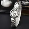 Luxur Designer Mens Watch Womens Watches Top Quartz Watch Women's Fashion Style Steel Belt med stor mängd och utmärkt pris