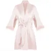 Damen-Nachtwäsche für Damen, Größe 3XL. Damen-Satin-Kimono-Braut-Robe mit Straußenhaarärmeln. Nachtwäsche, rosa Roben, Pyjamas, Bademantel, Nachthemd für die Braut