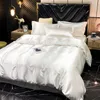 Bedding Sets Herm Export Four Piece Set Pure Mulberry Satin Fitted Sheet Summer Ice Silk Sliding Quilt Cover Beda68t6llw