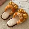 Chinelos 2023 bonito dos desenhos animados girafa fofo pele casa mulheres inverno quente pelúcia slides peludos flip flops casa interior sapatos atacado 231117