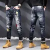 Męski projektant dżinsów haftowane przebite dżinsy rock dżinsy Odrodzenie dżinsy spersonalizowane legginsy Slim Fit Patch Beggar Pants Mash Mash