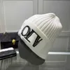 Sonbahar Beanies Kapaklar Örme Şapkalar Beanie Şapka Tasarımcısı Hat Sıcak Kış Yeni Moda Marka Marka Kafatası Kepi