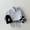 Rompers Baby Boy Girl Clothes Set Infant Kids Cotton Tops Jacket Pants Suit Smittbarn Boys Sweatshirt Trousers Clothing 2st Set Tracksuit 231117