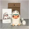 Figurines de jouets d'action originales Popmart Hirono L'autre série Figurine garçon Figure jouets boîte surprise sac mystère mignon Kawaii Birt Dhfge