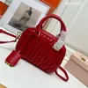 الأزياء Miui أكياس الكتف Matelasse Bowling Bag Womens Hobo Luxury Handbags Cross Bodys Cosmetic Bag Designer حقيبة حقيبة من القابض الجلدية