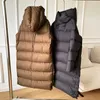 Piumino lungo di lusso da donna Moda invernale Parka di spessore leggero Cappotto in piumino d'anatra Capispalla in piuma femminile