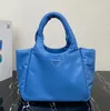 Borsa tote firmata Borsa da donna di alta qualità Borsa da donna calda Autunno e inverno Tinta unita Borse da donna di grande capacità Vendita calda di alta qualità