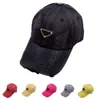 Chapéu de beisebol de grife unissex Sun Hat vintage lavou a sarja angustiada chapéu de pai ajustável para homem e mulheres