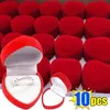 10PC Boîtes à bijoux Bague de mariage en forme de coeur en velours rouge boîte de rangement en velours bijoux boucles d'oreilles boîte d'affichage boîte-cadeau comptoir emballage 231118