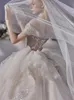 Abito da sposa con abito da ballo in pizzo Vintage maniche lunghe arabo collo alto Abiti da sposa con perline di cristallo Appliques Abiti da sposa lunghi con perline Abiti da sposa