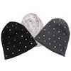 Beanie/Kafatası Kapakları Kadın Çok Renkli Rhinestones Siyah Pamuklu Beanie Şapkalar Tasarım Katı Şeritli Örgü Kapaklar Bayan Bonnet Toptan Sarkık Hats231118
