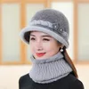 BeanieSkull Caps Hiver Épais Chaud Ajouter Doublé De Fourrure Tricoté Chapeau Écharpe Ensemble Pour Les Femmes Élégantes Mère D'âge Moyen Lapin Seau Cadeau 231117