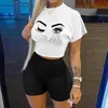 Kvinnors tvåstycksbyxor Två stycken Set Women Letter Print Kort ärm Corset T-Shirt Ladies High midjeshorts Byxor Set Outfits 230418