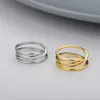 Bandringar Multilayer Twist Rings for Women Triangular Finger Ring Zircon Crystal rostfritt stål Gothic 2022 Trend smycken Bague Femme AA230417