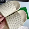 Chinelos de grife femininos, masculinos, chinelos, sandálias de luxo, sandálias de marca, chinelos deslizantes, chinelos de couro, sem cadarço, sapatos casuais, botas, palmilhas ergonômicas