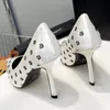 2023 Damesschoenen Dress Shoe Heel Heels Sandalen Party Boots Top Designer High Heel Ballet Luxe Rood Lederen Flat Ladies Work Wedding 35-40 Heatshoes met doos -K341