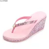 Slippers 2022 Nieuwe zomer lovertjes Rhinestone Ladies High Heel Flip Flops Dikke Bottom Beac Dames Luxe Sandalen Wedge buiten J230417